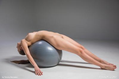 Alisa Amore - Workout Session #2 - Photo 18 by Femjoy