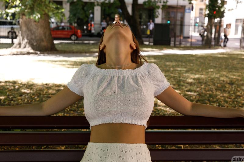 Alisa Amore - Melts Oslo - Photo 10 by Zishy