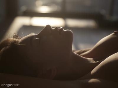 Anna Ralphs - art nudes - Photo 41 by Hegre