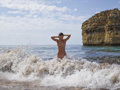 Anna Ralphs - naked beach - Photo 13 by Hegre
