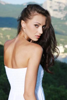 Anna Sbitnaya - Atrani - Photo 11 by MetArt
