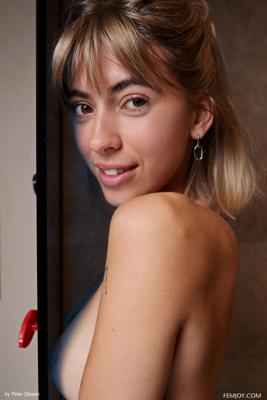 Avery - Getting Wet With Avery - Photo 25 by Femjoy