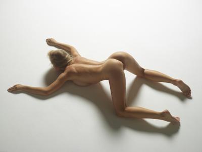 Candice B - Bodyscapes - Photo 34 by Hegre