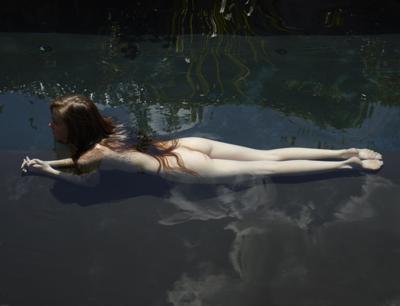 Emily Bloom - Black Pool - Photo 40 by Hegre