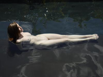 Emily Bloom - Black Pool - Photo 42 by Hegre