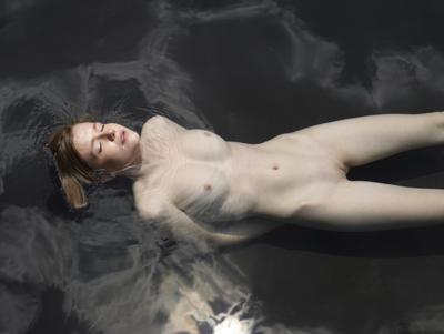 Emily Bloom - Black Pool - Photo 50 by Hegre