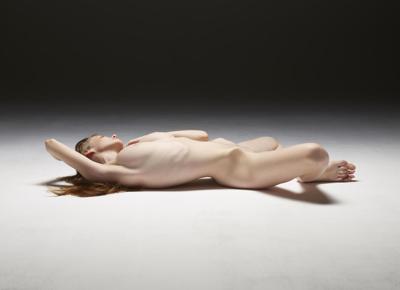 Emily Bloom - Exceptional Body - Photo 22 by Hegre