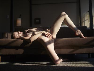 Emily Bloom - Heat Waves - Photo 45 by Hegre