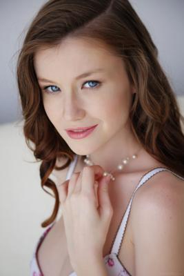 Emily Bloom - Dearve - Photo 8 by MetArt