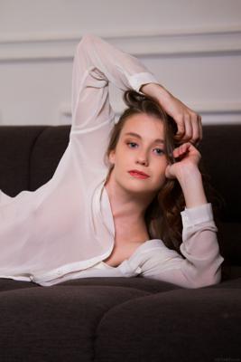 Emily Bloom - Jeneri - Photo 15 by MetArt