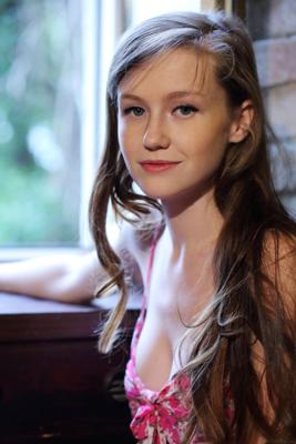 Emily Bloom - Lidade - Photo 2 by MetArt
