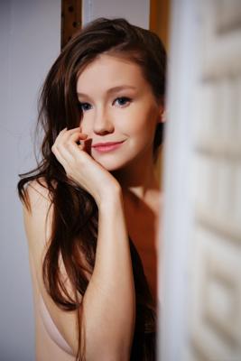 Emily Bloom - Yardarsa - Photo 46 by MetArt