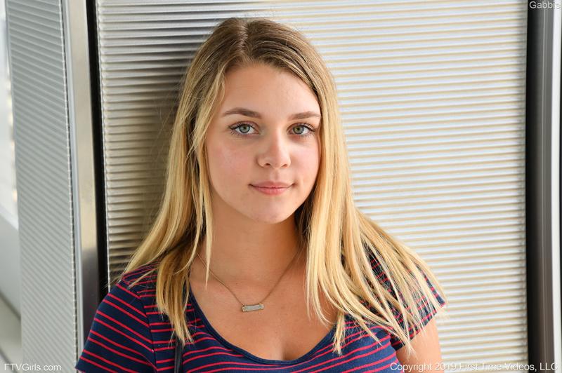 Gabbie Carter - Fun Loving Intro - Photo 11 by FTV