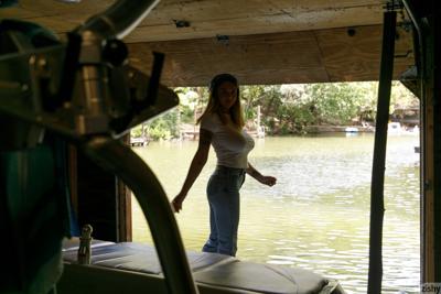 Gabbie Carter - Boats For Bullies - Photo 10 by Zishy
