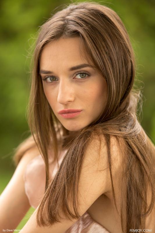 Gloria Sol - Still Wet - Photo 4 by Femjoy