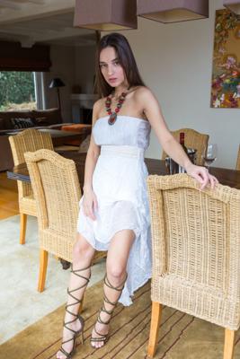 Gloria Sol - Heels & Wine - Photo 4 by MetArt