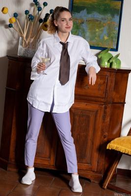 Androgynous Style preview - Image 4