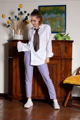 Guinevere Huney - Androgynous Style - Photo 13 by MetArt