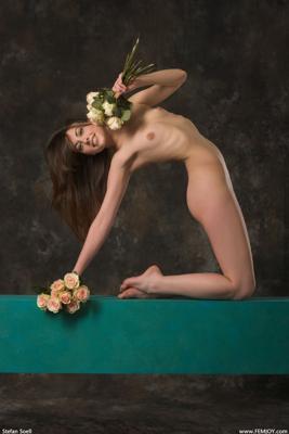 Lorena G - Valentine - Photo 12 by Femjoy