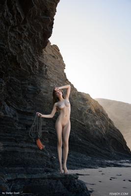 Mariposa - Save Me - Photo 12 by Femjoy