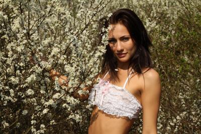 Michaela Isizzu - Aranie - Photo 42 by MetArt