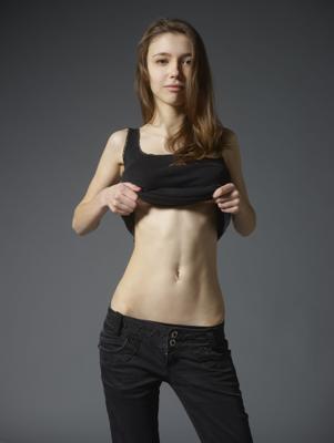 Mila Azul - Introduction - Photo 4 by Hegre