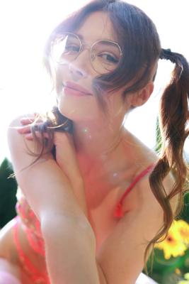 Mila Azul - Summer Relaxing - Photo 10 by Watch4Beauty