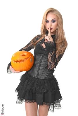 Nancy Ace - Wicked Witch - Photo 21 by iStripper