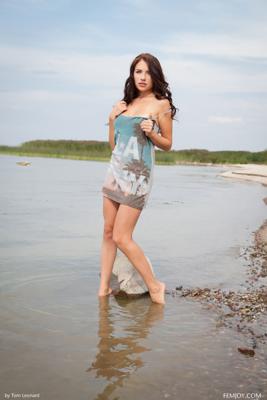 Niemira - Paradise - Photo 5 by Femjoy
