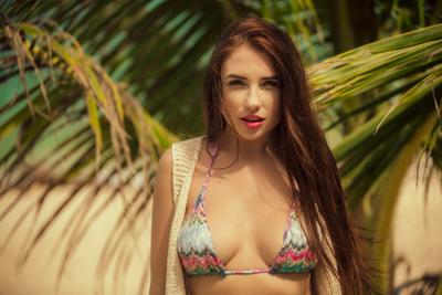 Niemira - Tropic Enchantment - Photo 4 by Playboy