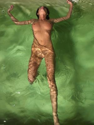 Orsi Kocsis - Green pool - Photo 22 by Hegre