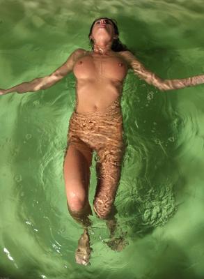 Orsi Kocsis - Green pool - Photo 23 by Hegre
