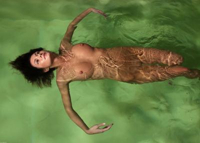 Orsi Kocsis - Green pool - Photo 27 by Hegre