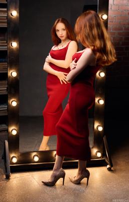 Red Dress preview - Image 4