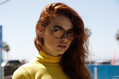 Sabrina Lynn - Sup Mello - Photo 40 by Zishy