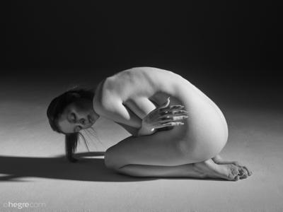 Samadhi Amor - B&W Nude Photography - Photo 43 by Hegre