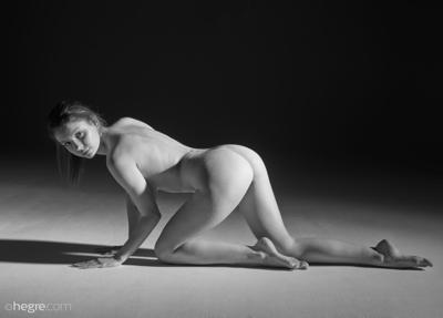 Samadhi Amor - B&W Nude Photography - Photo 47 by Hegre