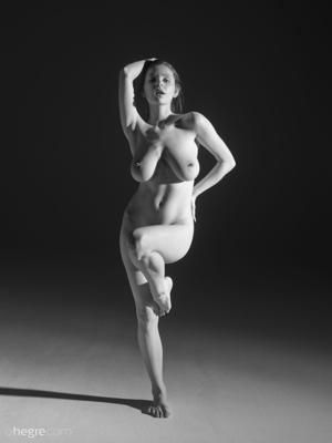 Samadhi Amor - Classical Nudes - Photo 36 by Hegre