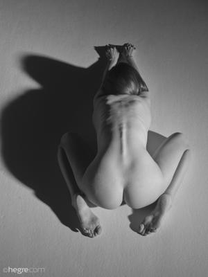 Samadhi Amor - Erotic Exhibition - Photo 35 by Hegre