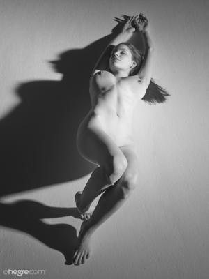 Samadhi Amor - Nude Body Art - Photo 42 by Hegre
