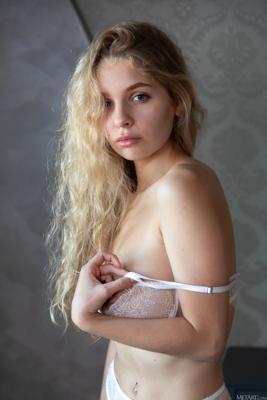 Samadhi Amor - Amore Mio - Photo 58 by MetArt