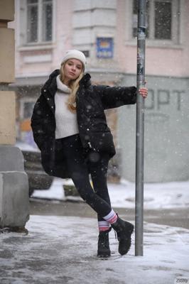 Samadhi Amor - Keeps Em Warm - Photo 8 by Zishy