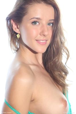 Sybil A - Juicy - Photo 8 by Femjoy