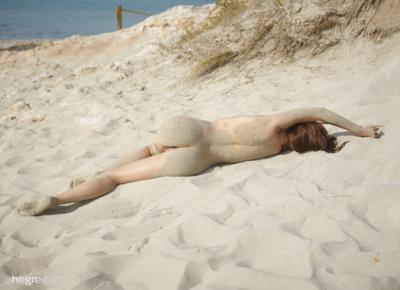 Viktoriia Aliko - Beach Nudes - Photo 12 by Hegre