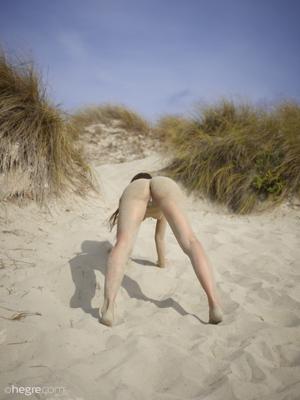 Viktoriia Aliko - Red Flag Ibiza - Photo 5 by Hegre
